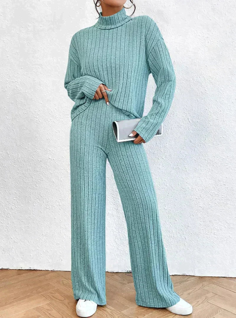 Women's 2-piece knit set with turtleneck sweater and pants
