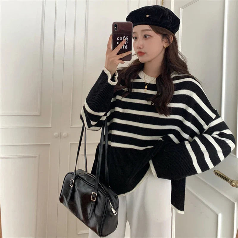 Women's striped oversized knitted sweater