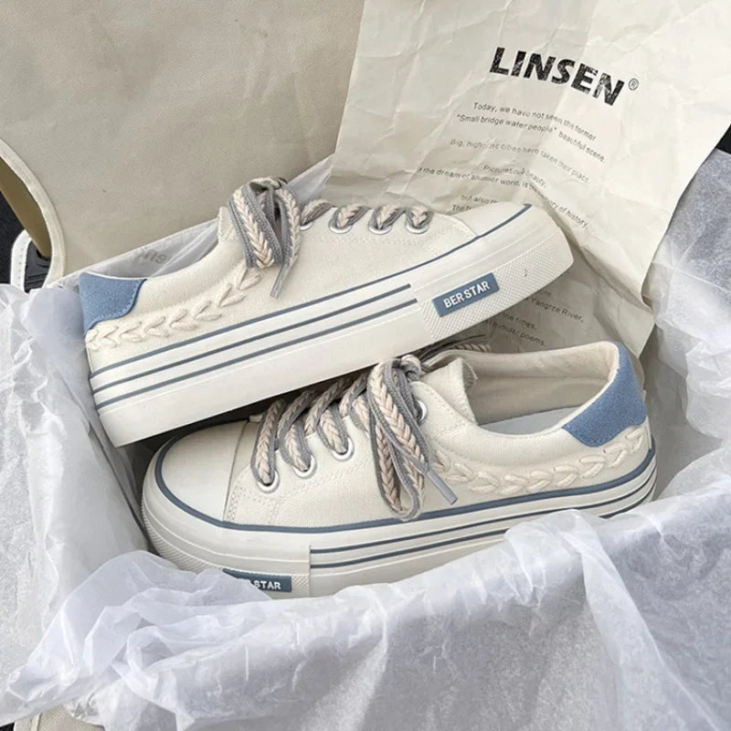 Women's Platform Sneakers - Canvas Low-Top - Lace-Up Rope Laces - Rubber Toe Cap