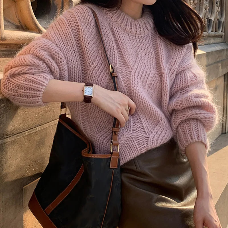 Women’s Sweater – Oversized Fit – Wool Chunky Knit – Cable Stitch – Long Sleeve