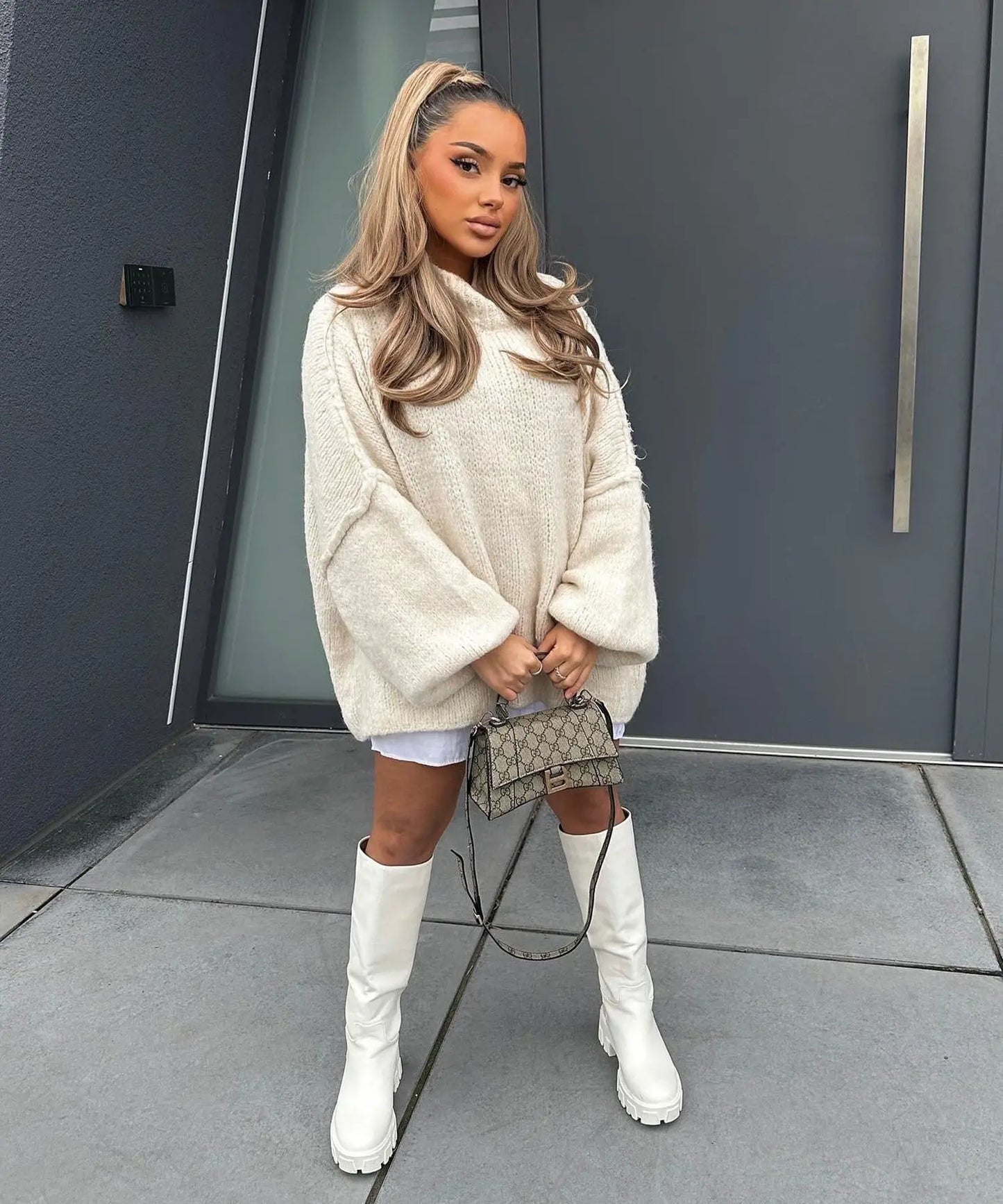 Women's casual oversized knitted winter jumper