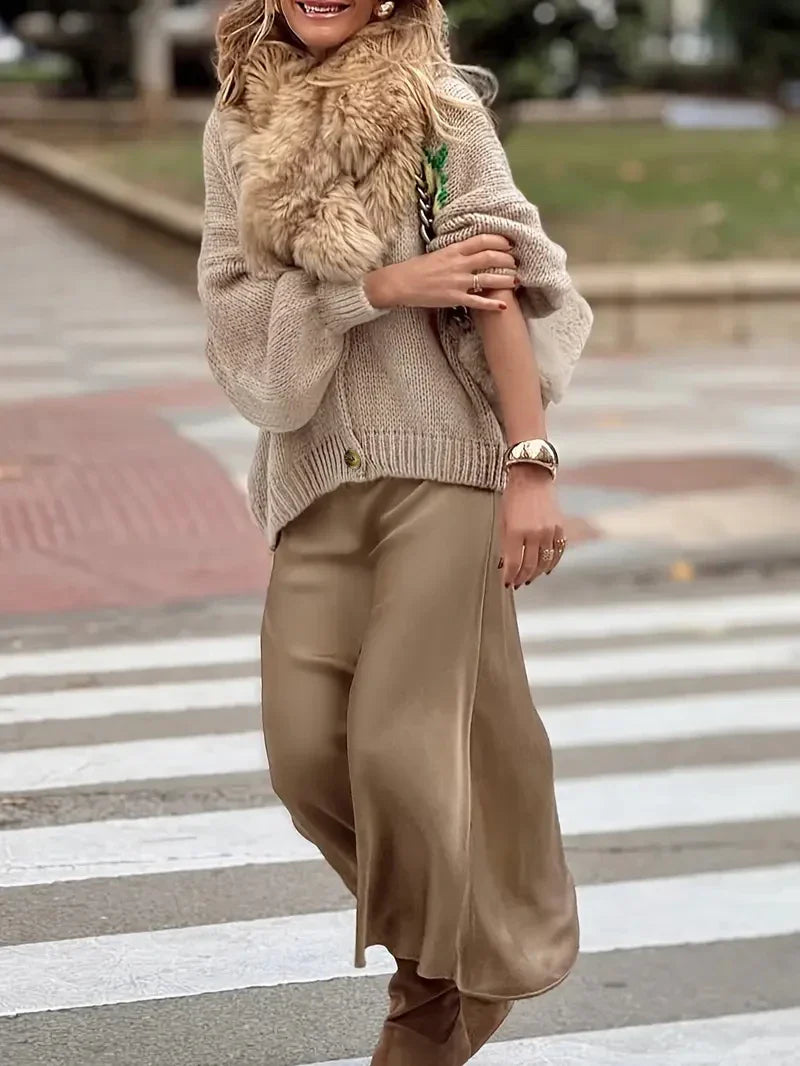 Women’s Cardigan - Chunky Knit - Oversized Fit - Hip Length - Lantern Sleeves
