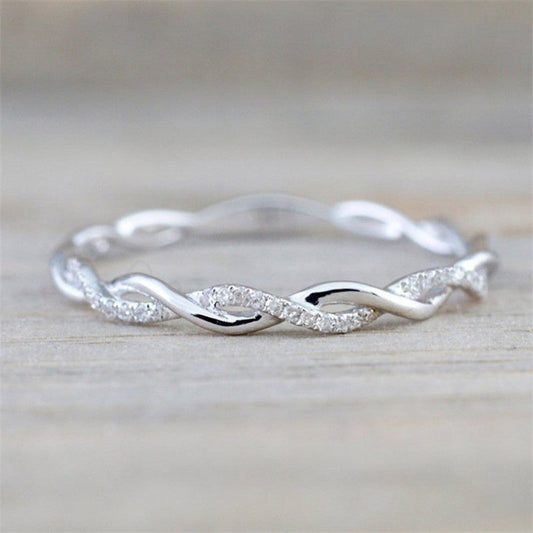 Sparkling Zirconia Twisted Band Ring