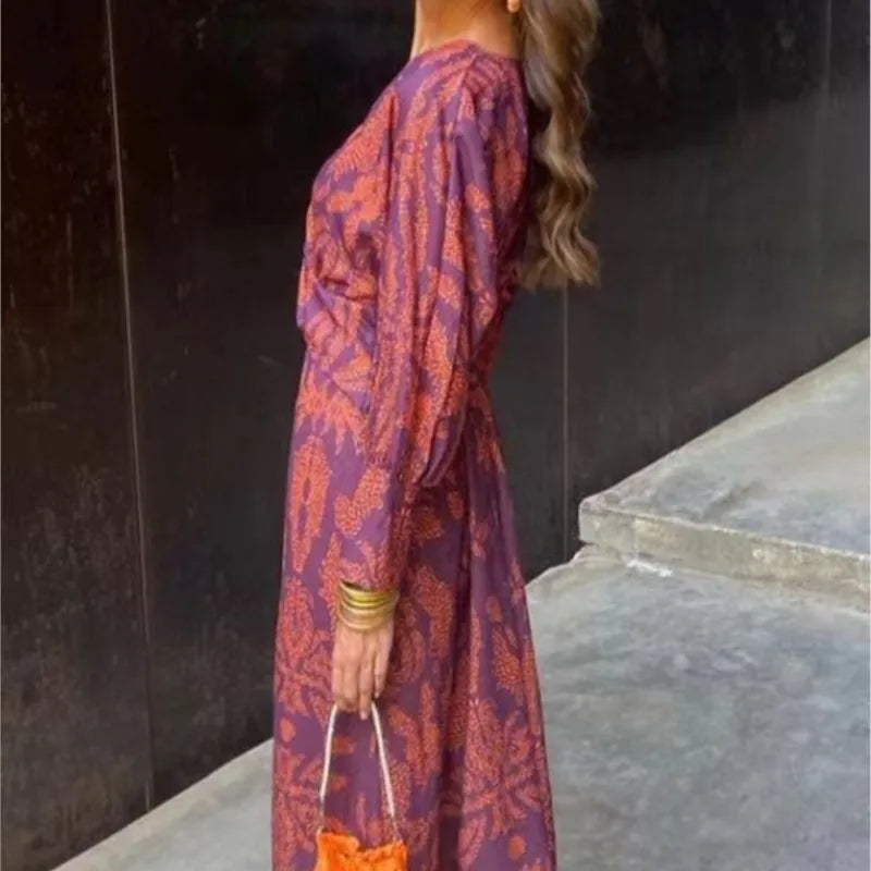 Women's Midi Dress - V-Neck - Long Sleeve - Form-Fitting Elegant Style