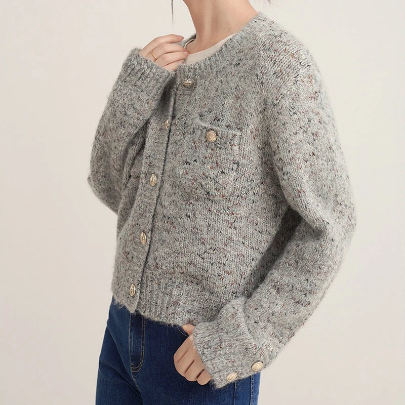 Stylish knit cardigan for women