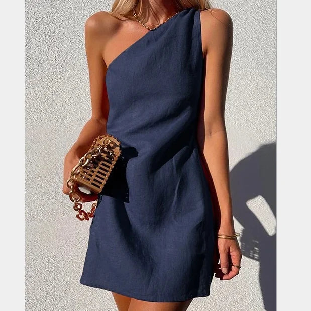 Women’s One-Shoulder Dress – Fitted Silhouette – Elegant Asymmetrical Design
