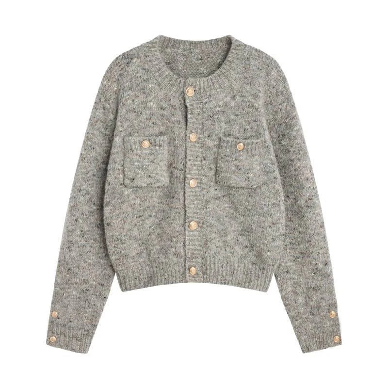 Stylish knit cardigan for women