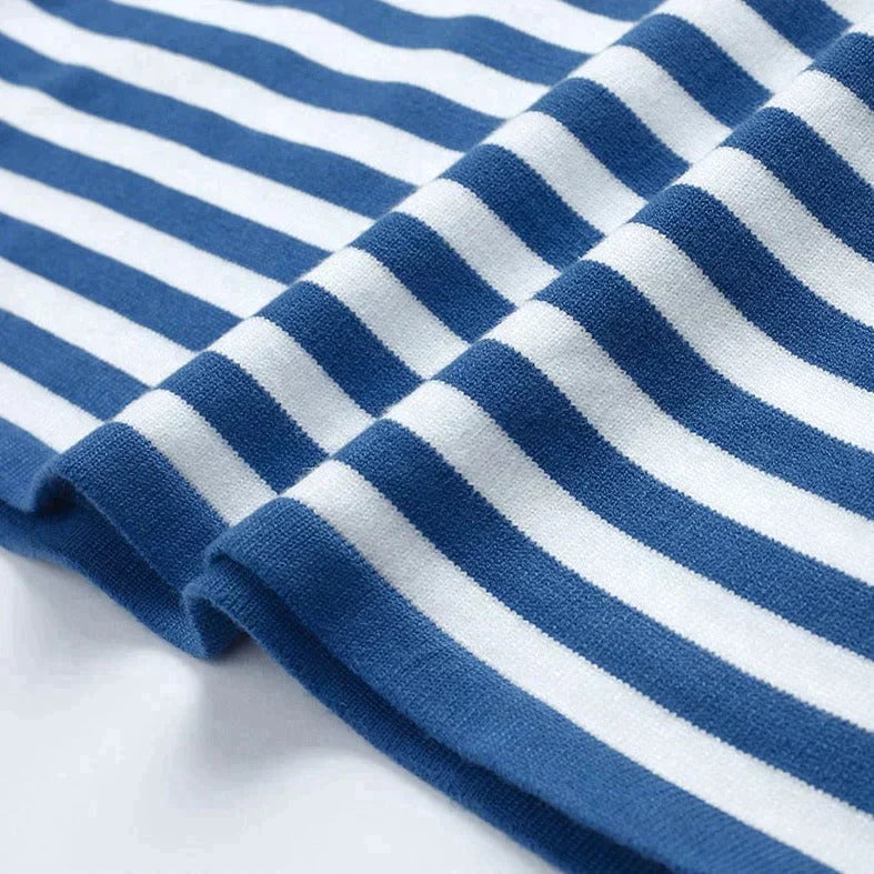Women's round neck striped sweater