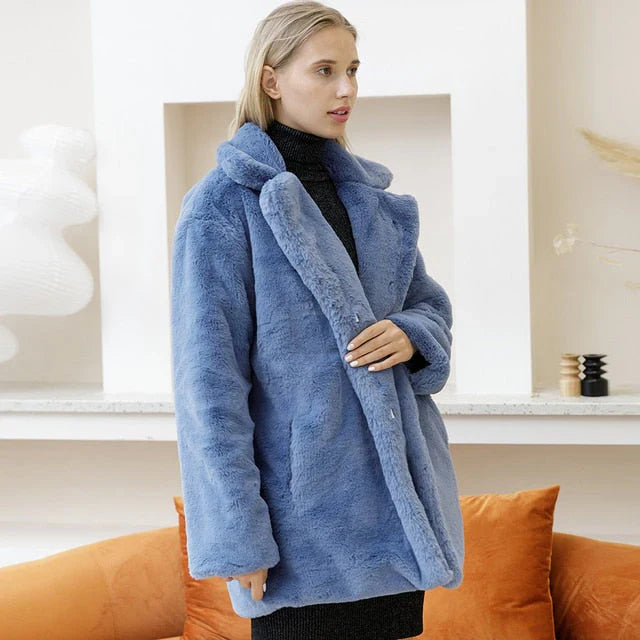Women’s Faux Fur Jacket – Oversized Fit – Shawl Collar – Mid-Thigh Length – Open Front