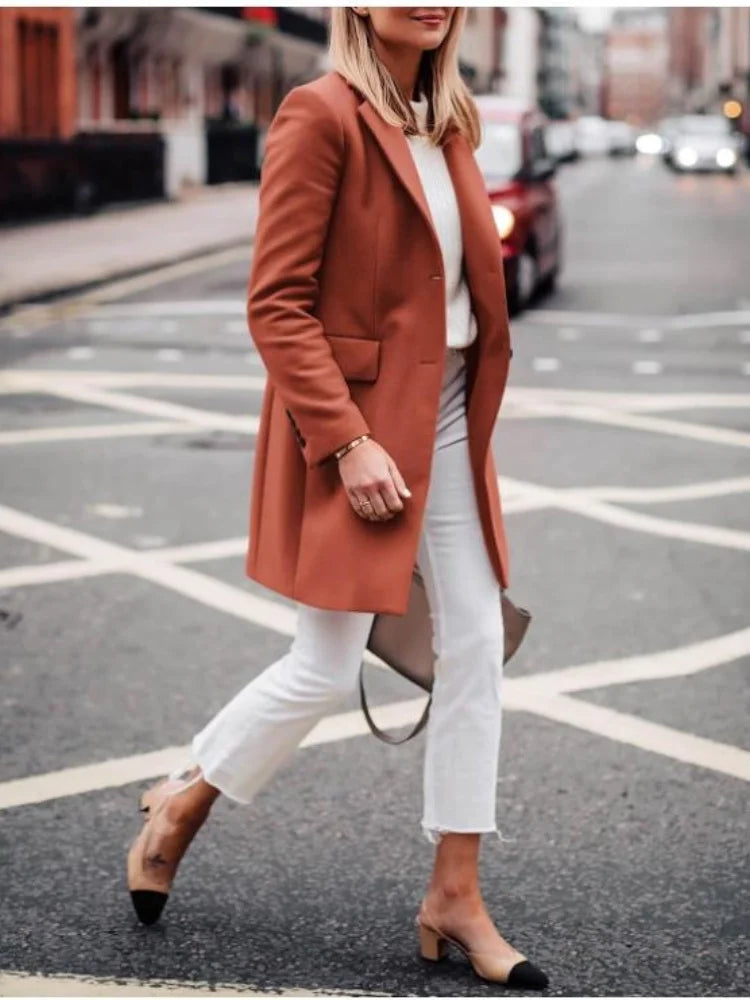 Women's wool blend trench coat with lining