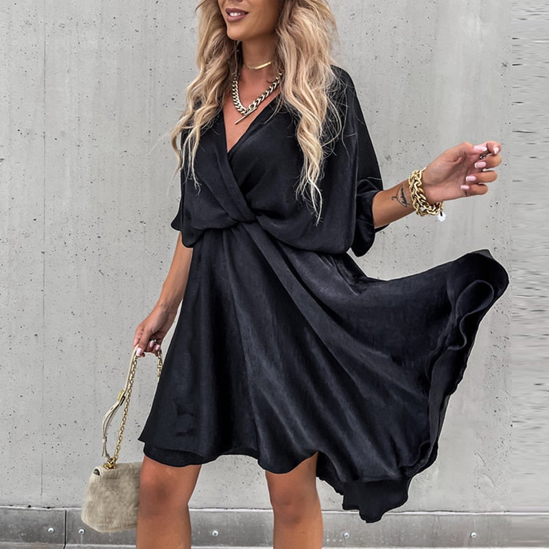 Women's Mini Dress - Flowing A-Line Fit - V-Neck - Wide Elbow-Length Sleeves