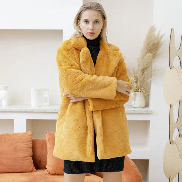 Women’s Faux Fur Jacket – Oversized Fit – Shawl Collar – Mid-Thigh Length – Open Front