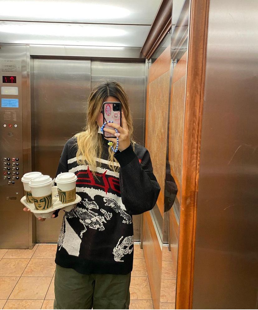 Women's oversized printed sweater