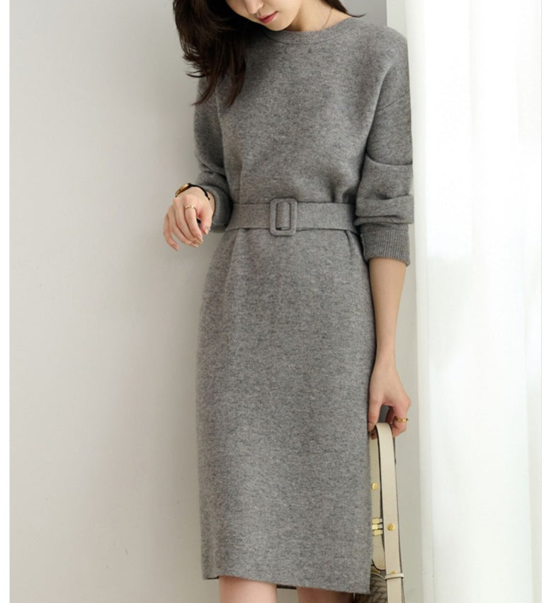 Knitted O-Neck Belted Dress