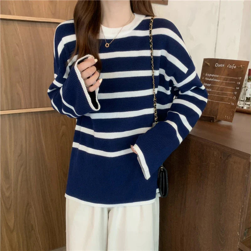 Women's striped oversized knitted sweater