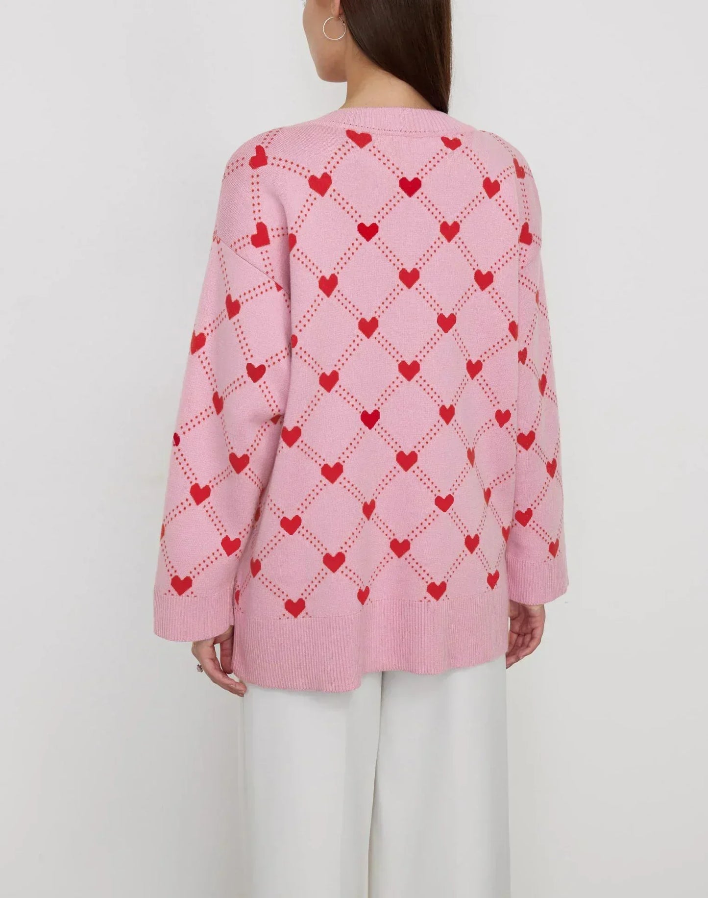 Women's knitted cardigan with heart print and buttons