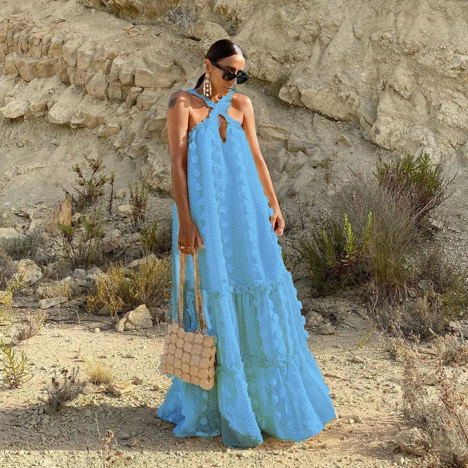 Stylish Halter Neck Dress – Lightweight Polyester, Elegant Fit