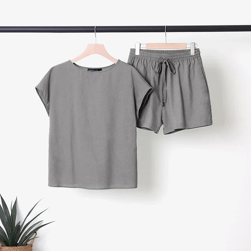Women’s Linen Two-Piece Set - Relaxed Fit Top and Adjustable Waist Shorts