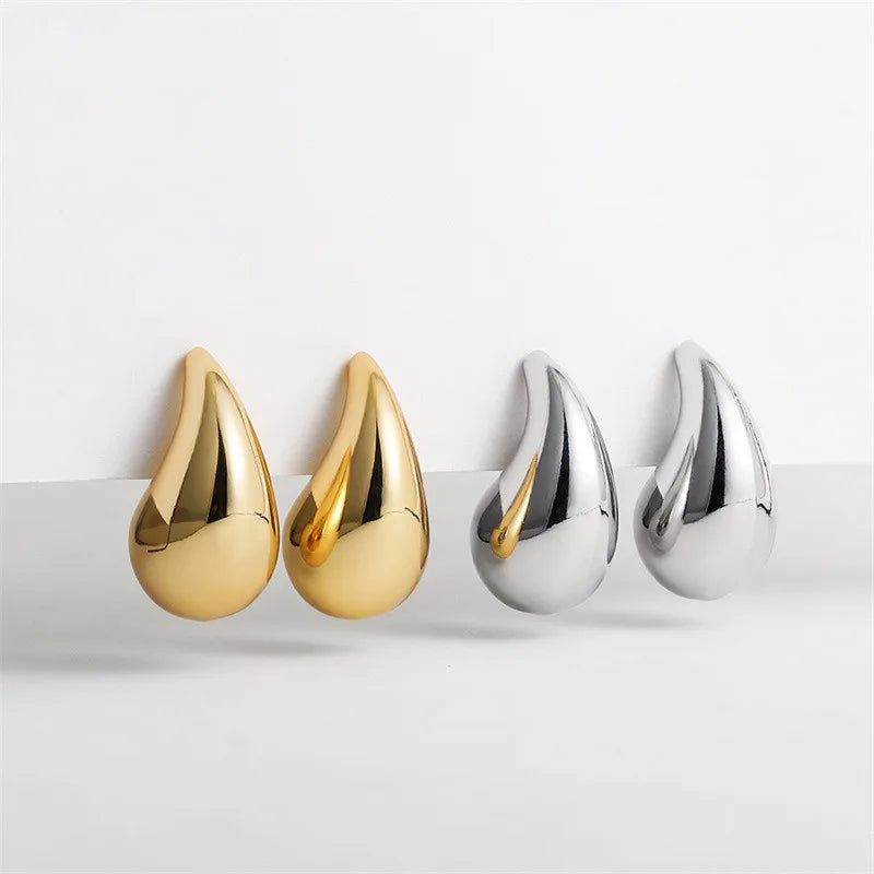 Minimalist Metallic Teardrop Stud Earrings