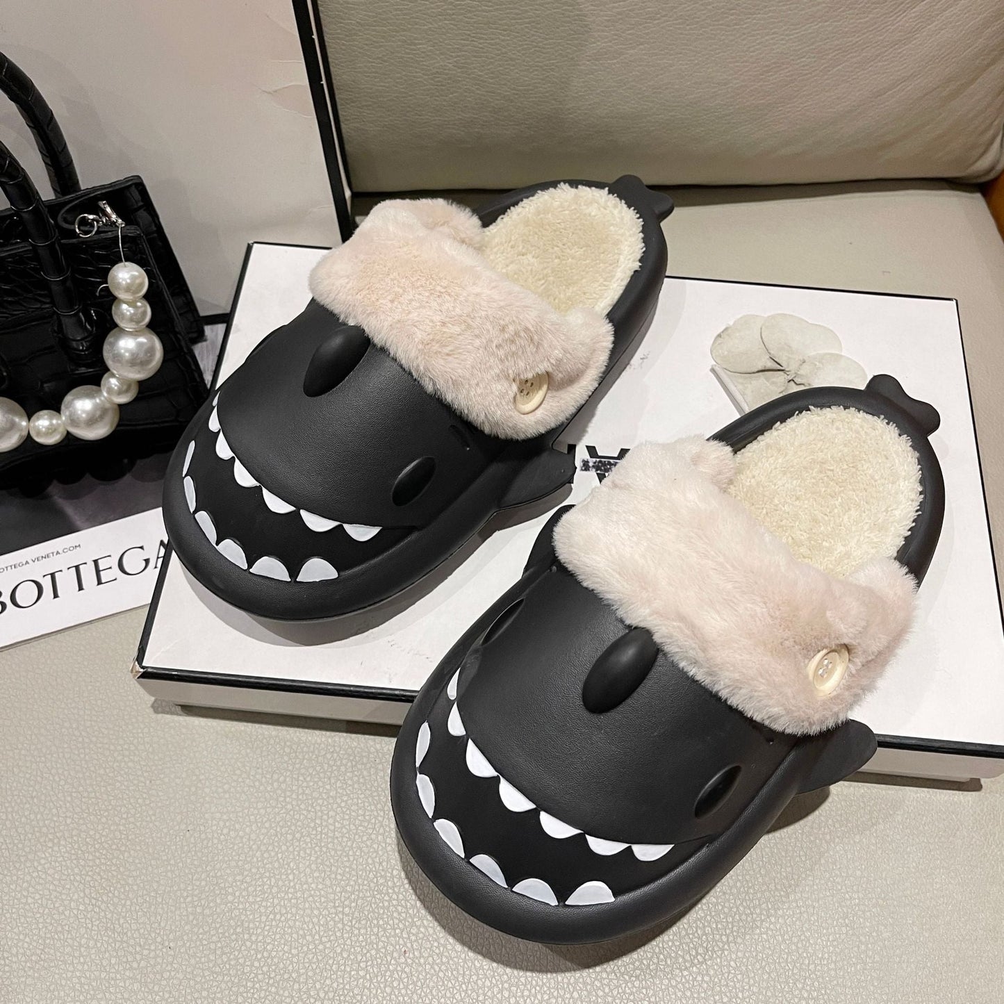 Women's shark head waterproof indoor non-slip plush slippers