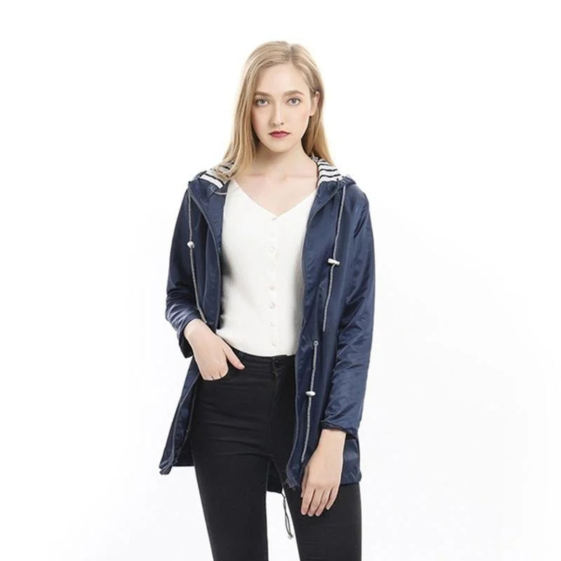 Women's lightweight waterproof with a drawstring trench jacket