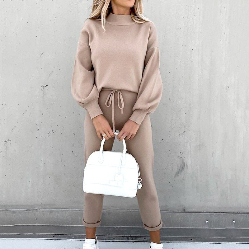Women’s Loungewear Set - Soft Knit - Relaxed Fit Top & High-Waist Joggers - Balloon Sleeves