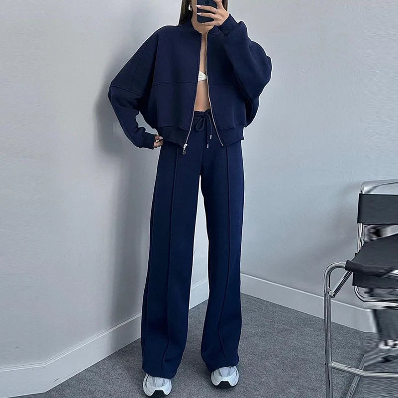 Women's vintage tracksuit with zipper coat and lace up pants set