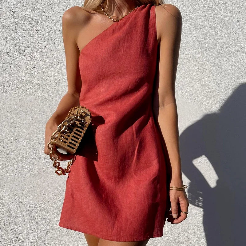 Women’s One-Shoulder Dress – Fitted Silhouette – Elegant Asymmetrical Design