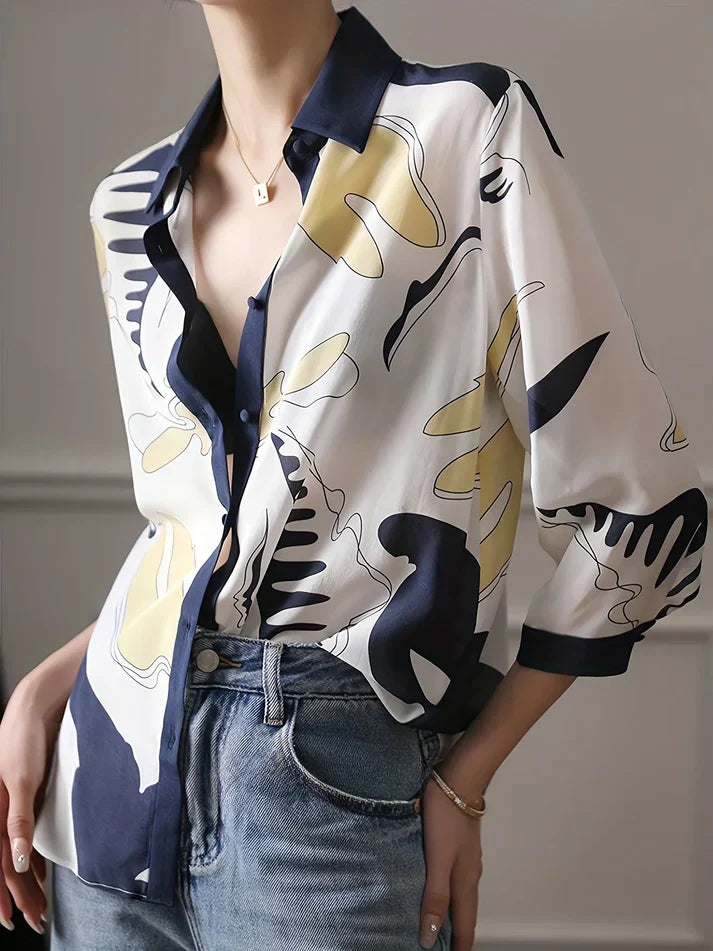 Women's Blouse - Abstract Pattern - Contrast Collar & Cuffs - Relaxed Fit - 3/4 Sleeve