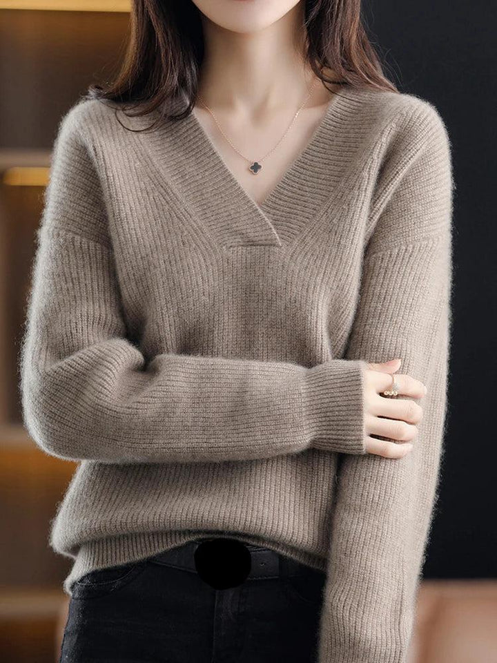 Women’s Pullover Sweatshirt – Soft Knit – V-Neck – Relaxed Fit – Ribbed Cuffs & Hem