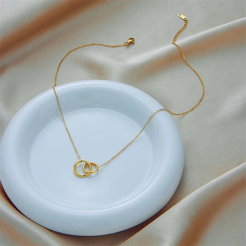 Women's Necklace - Minimalist Interlocking Circle Pendant - Adjustable Elegant Jewelry