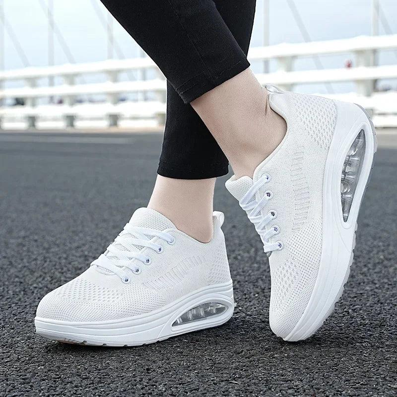 Breathable Knit Upper Lace-Up Casual Sneakers