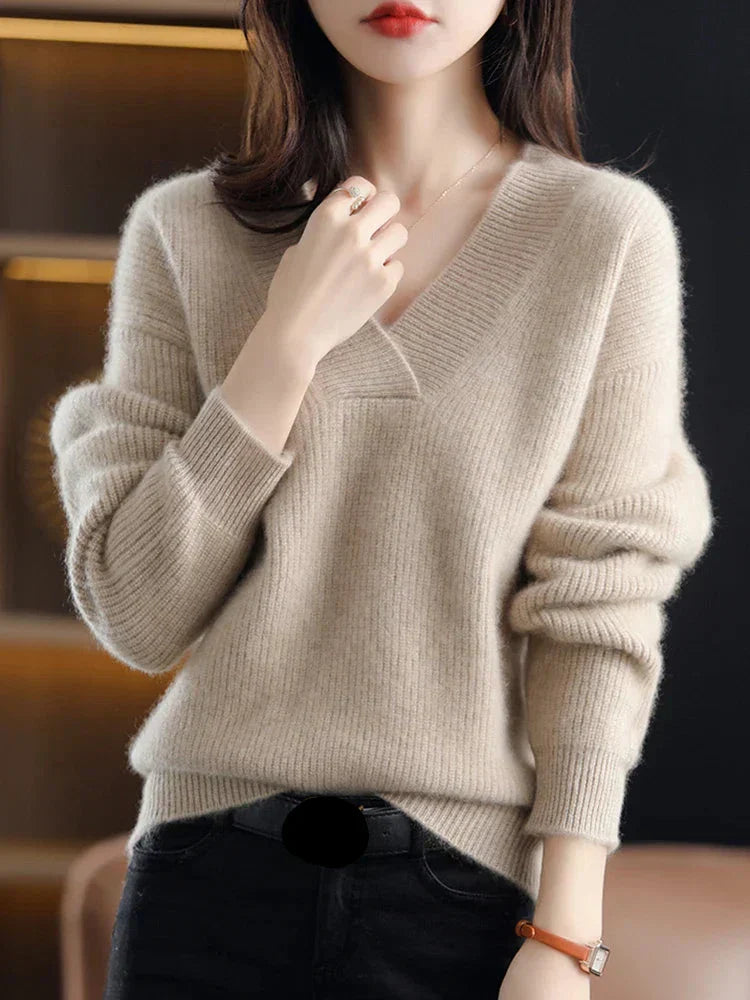 Women’s Pullover Sweatshirt – Soft Knit – V-Neck – Relaxed Fit – Ribbed Cuffs & Hem
