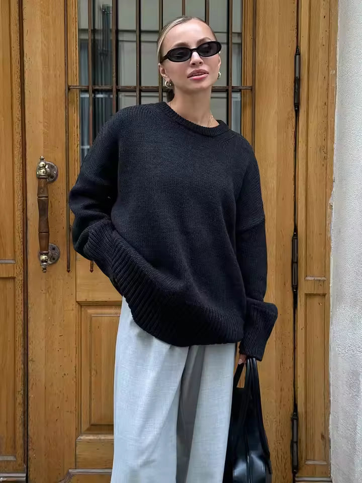 Women’s Sweater – Oversized Fit – Soft Knit – Wide Crew Neck – Ribbed Cuffs & Hem