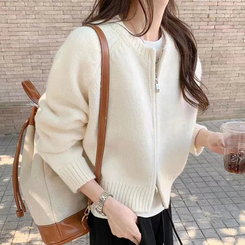 Women’s Cropped Cardigan – Wool Knit – Relaxed Fit – Long Sleeve Open Front
