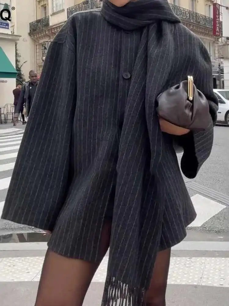 Women’s Short Jacket – Wool – Relaxed Fit – Single Breasted – Striped with Scarf
