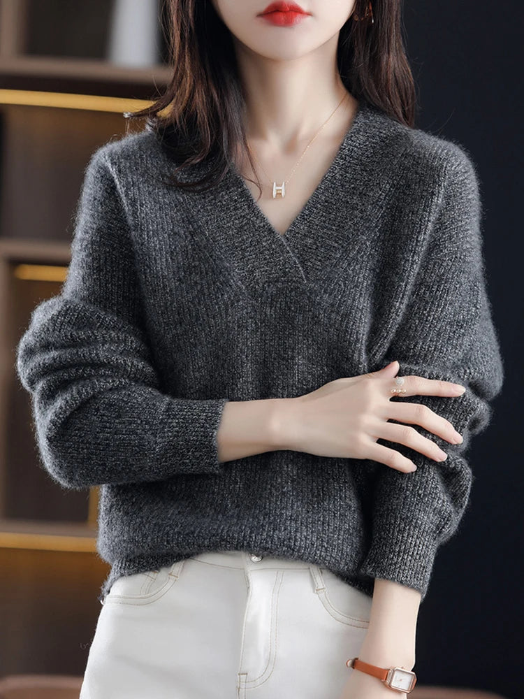 Women's v-neck pullover sweater bottoming shirt