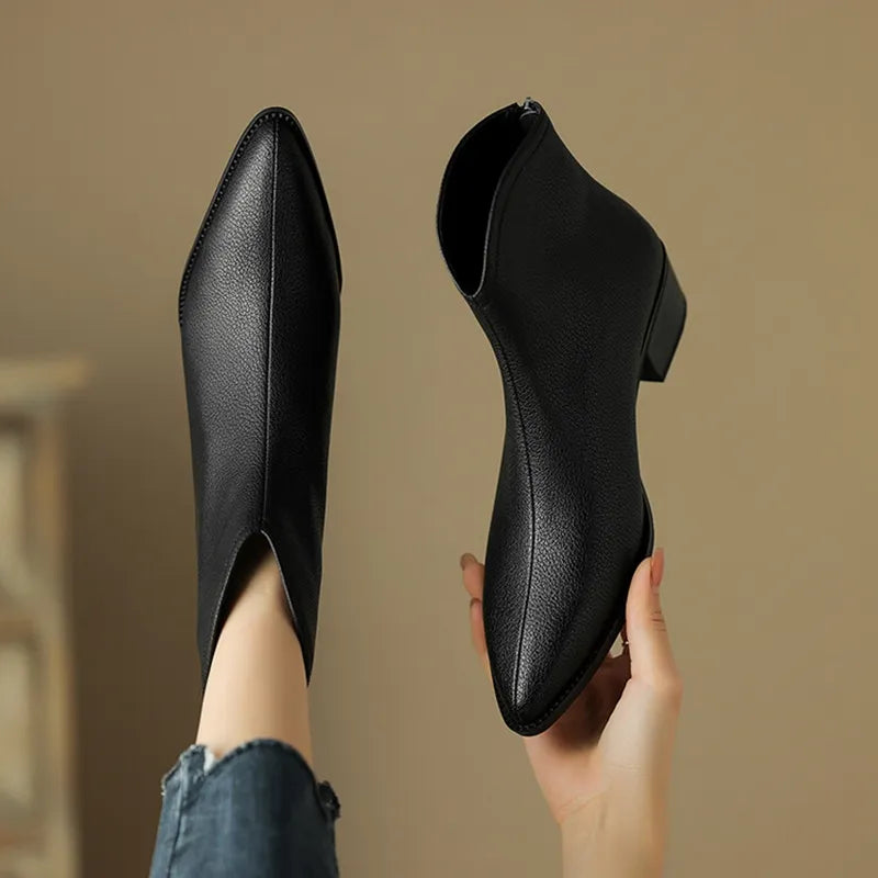Pointed-toe ankle boots with block heel for women