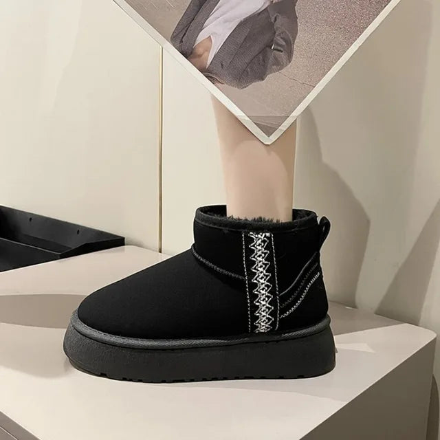 Women's elegant cotton shoes