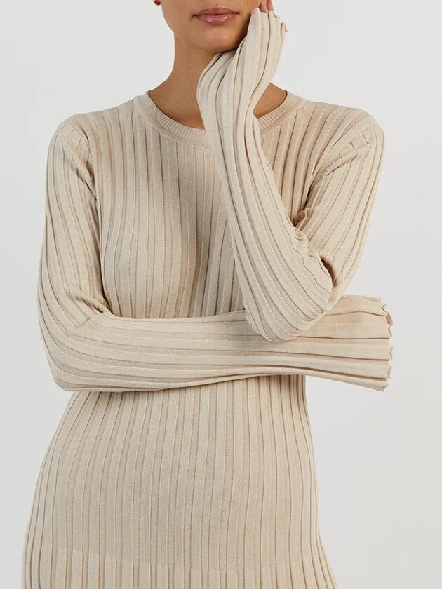 Women's Ribbed Knit Sweater - Fitted Stretch Fabric - Long Sleeve Round Neck