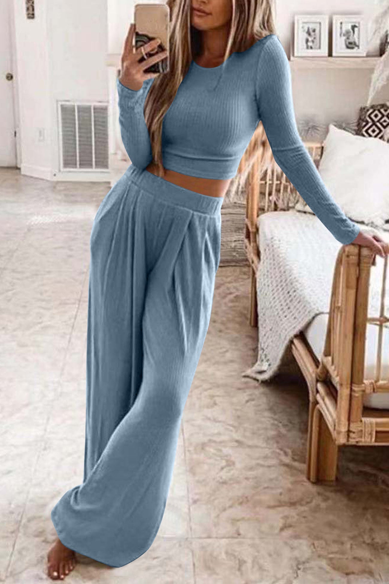 Women's ribbed crop top and long pants set
