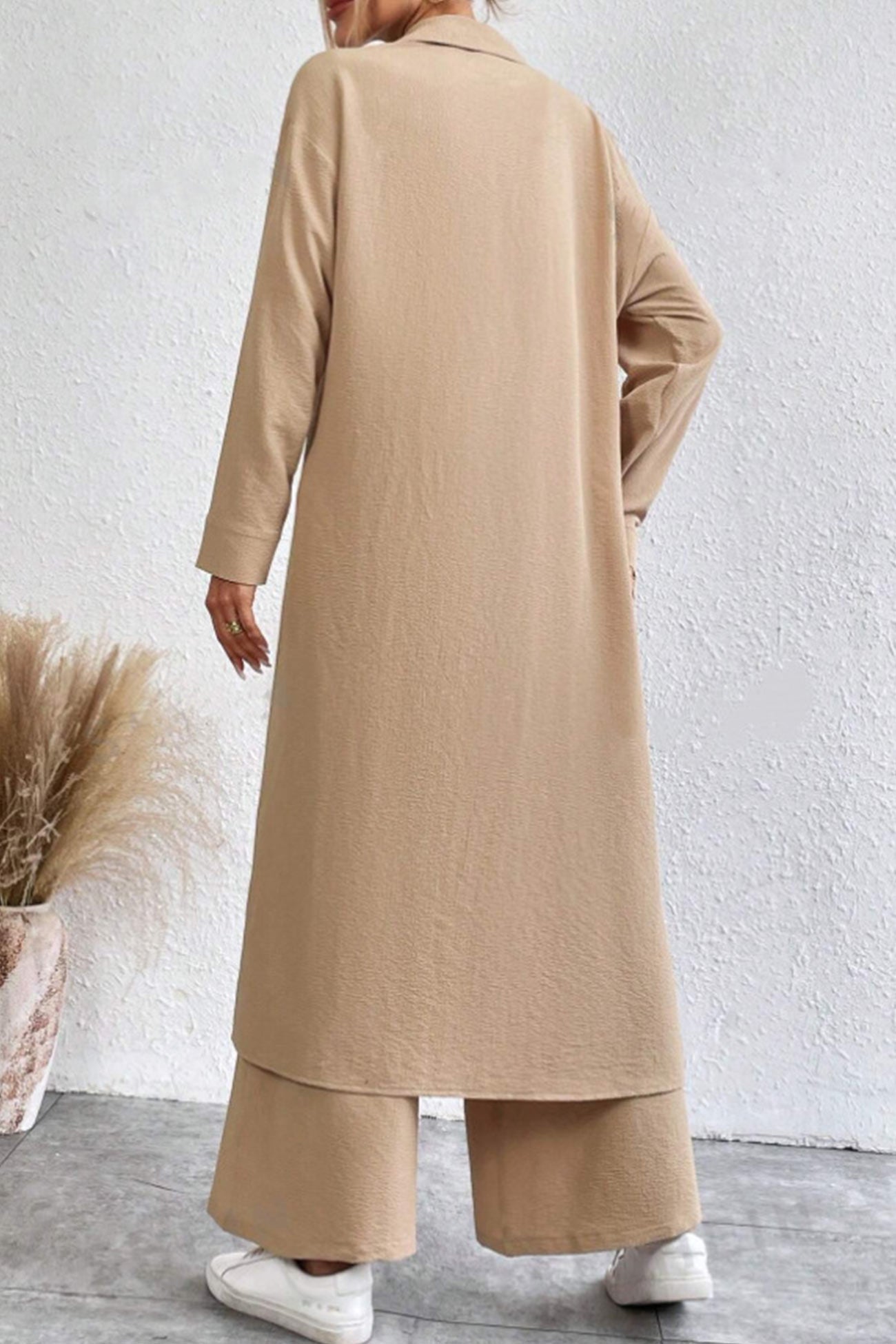 Women's solid button-down knee-length shirt and wide leg pants set