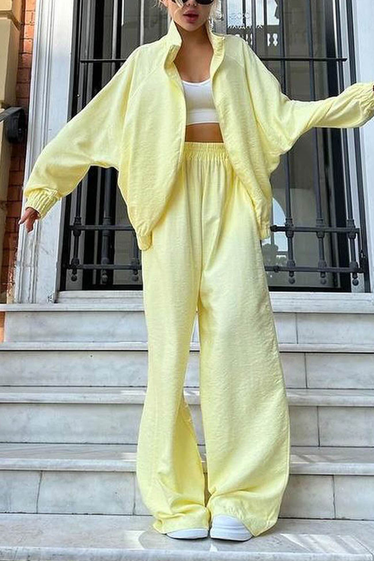Women's solid zip-up long sleeve tracksuit set