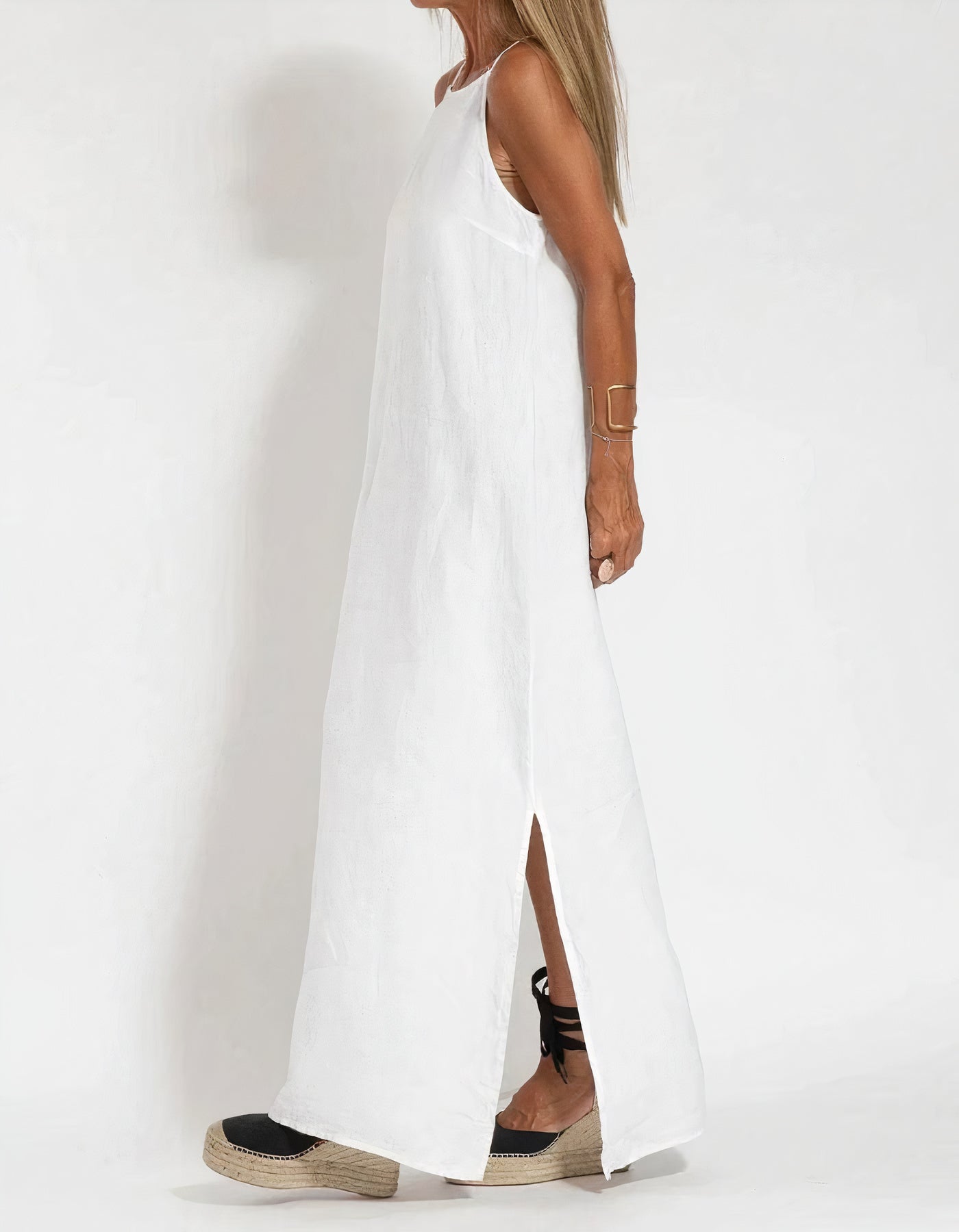 Women's Maxi Dress - Sleeveless Halter Neck - Lightweight Cotton Blend - Flowy Fit