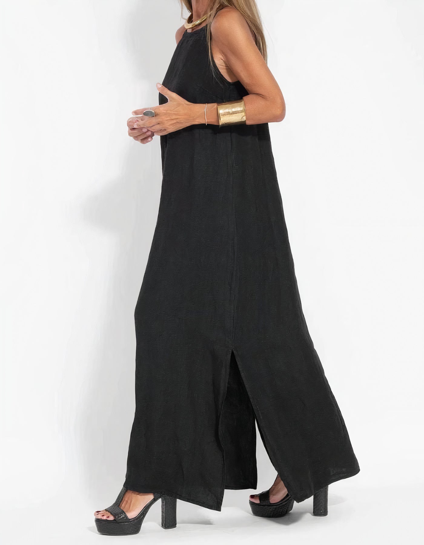 Women's Maxi Dress - Sleeveless Halter Neck - Lightweight Cotton Blend - Flowy Fit