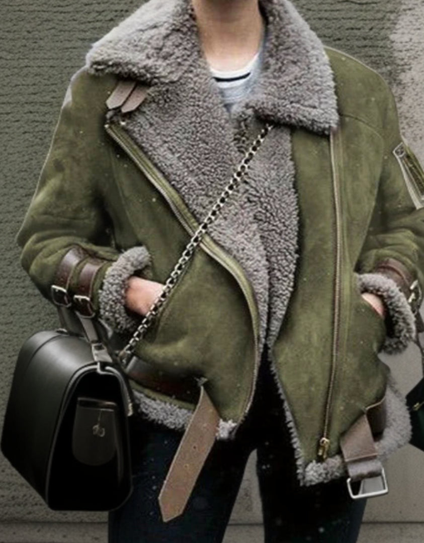 Stylish women's jacket with leather buckles