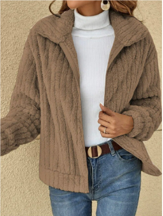 Women's long sleeve winter Jacket with zipper closure