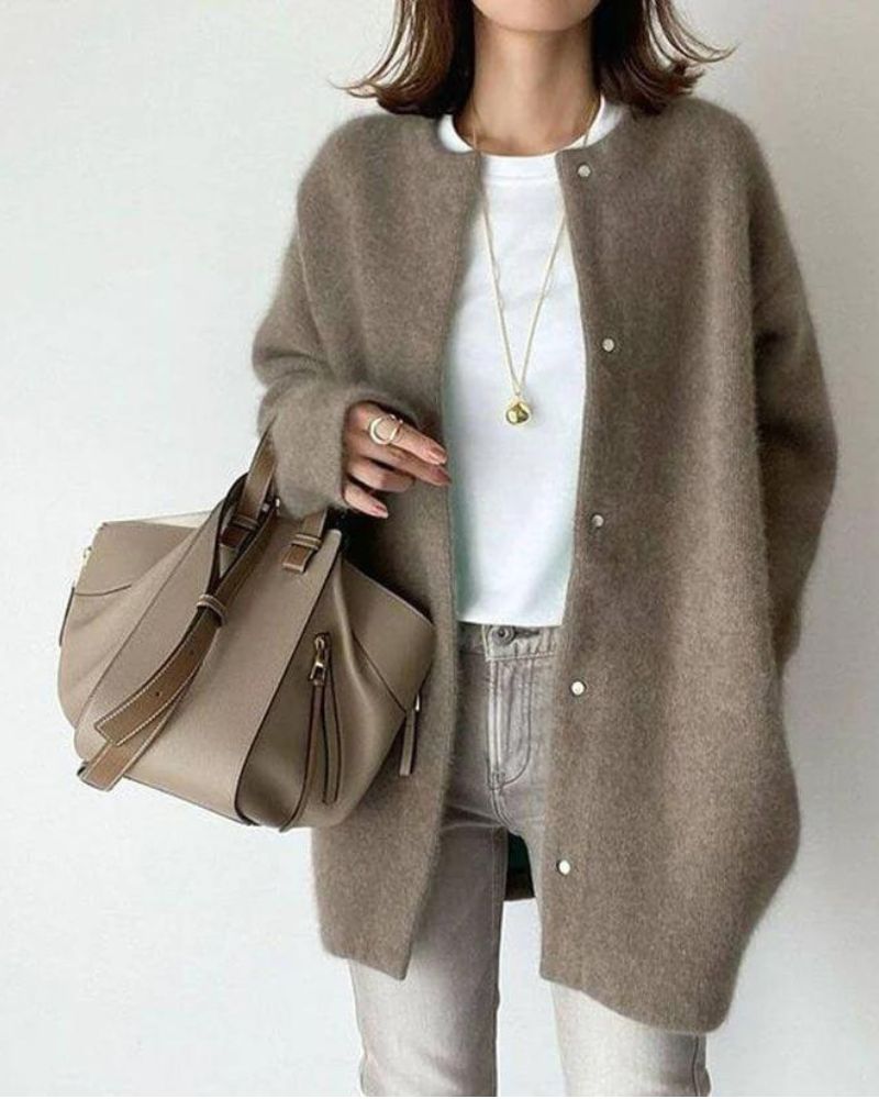 Women’s Cardigan – Oversized Fit – Soft Knitted – Button Front – Mid-Length Layering