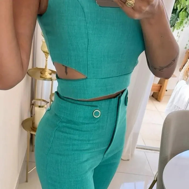 Women's Two-Piece Set - Sleeveless Crop Top & High-Waisted Wide-Leg Pants - Chic Fit