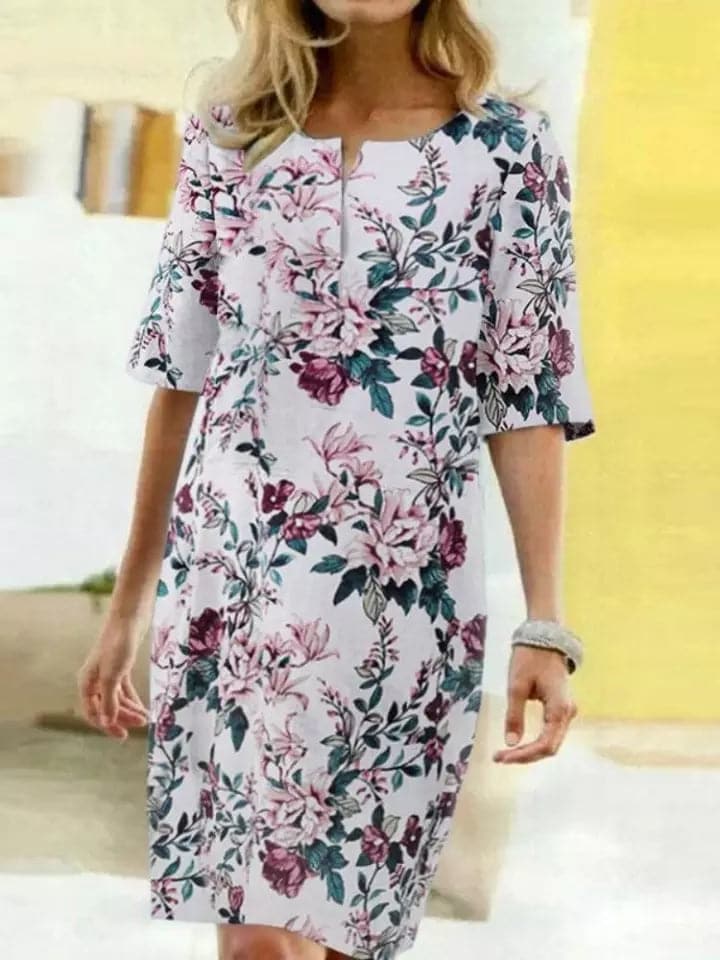Women’s Knee-Length Dress – Relaxed Fit – Half Sleeve – Bold Print – Breathable Blend